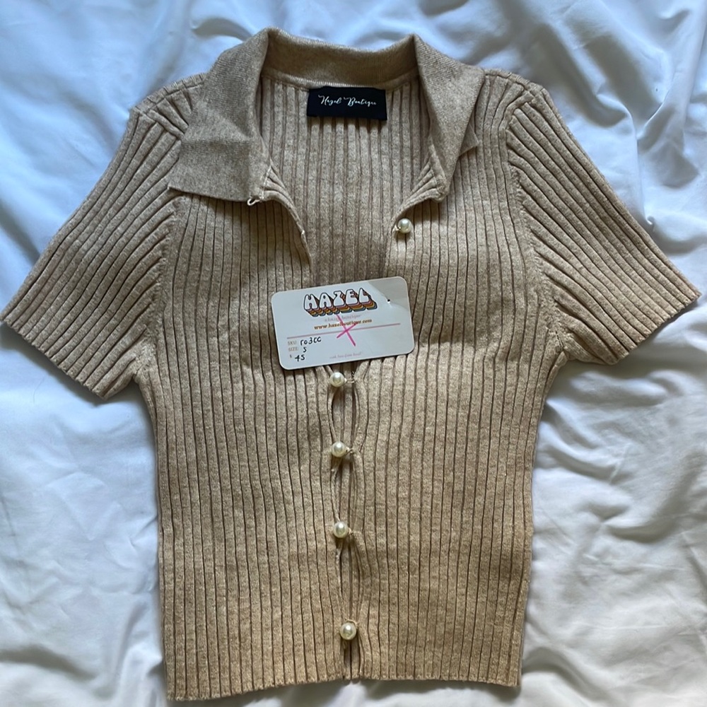 pearl buttoned blouse - hazel boutique
